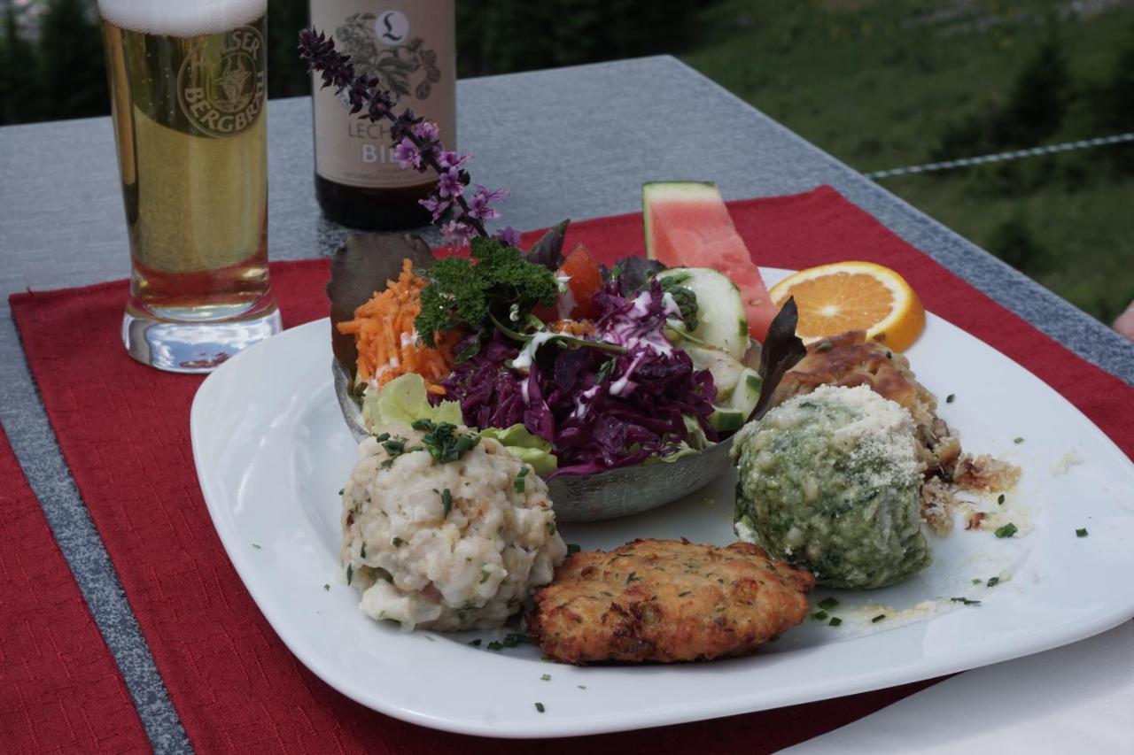 Bed and Breakfast Haus Walch Elbigenalp Exterior foto