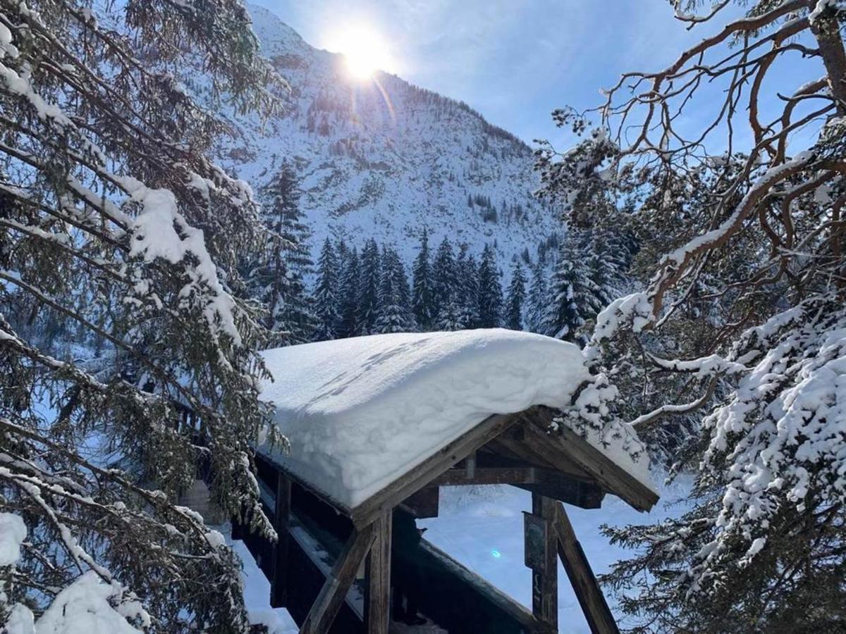 Bed and Breakfast Haus Walch Elbigenalp Exterior foto
